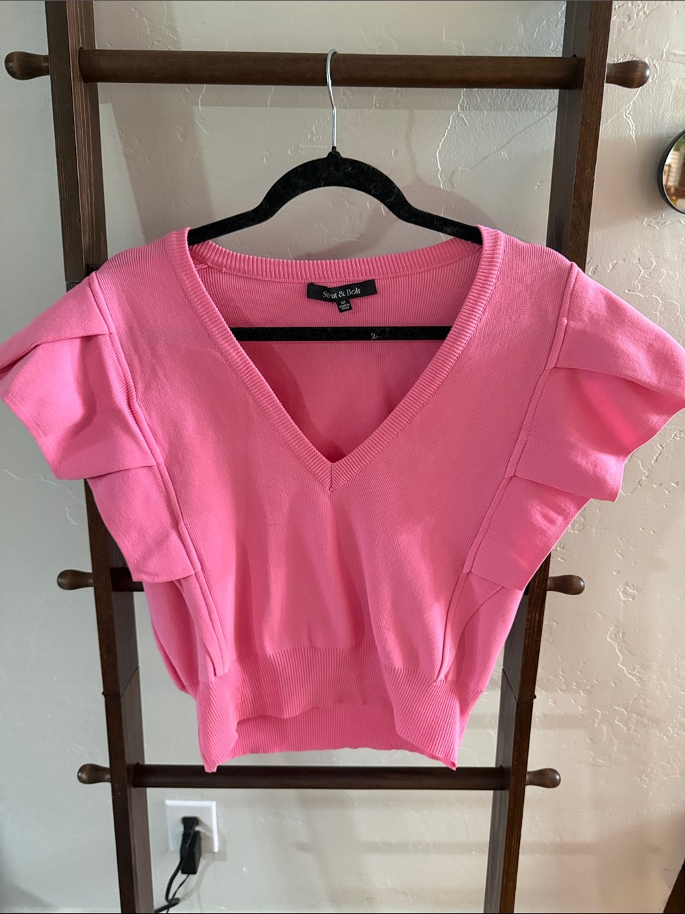 Pink V-Neck Ruffle Sleeve Knit Top